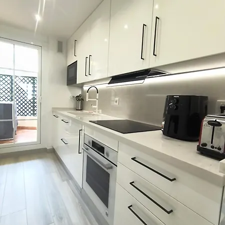 Puerto Banus Penthouse Duplex Corner アパート *