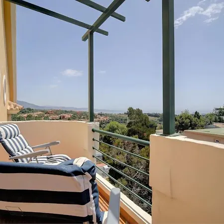 Puerto Banus Penthouse Duplex Corner 公寓 *