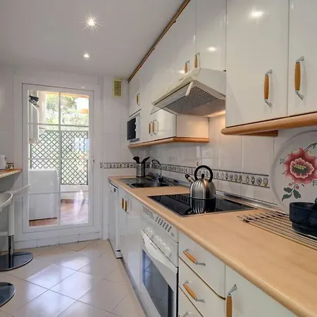 Puerto Banus Penthouse Duplex Corner 公寓 *